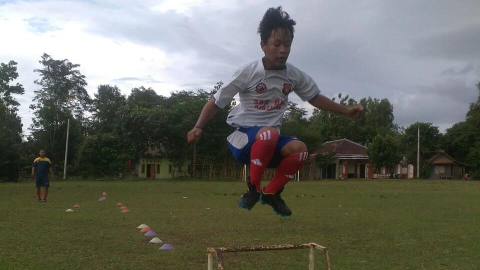 Awan, pemain Baduy FC yang dipanggil membela Timnas Indonesia dalam kejuaraan di Singapura. - INDOSPORT